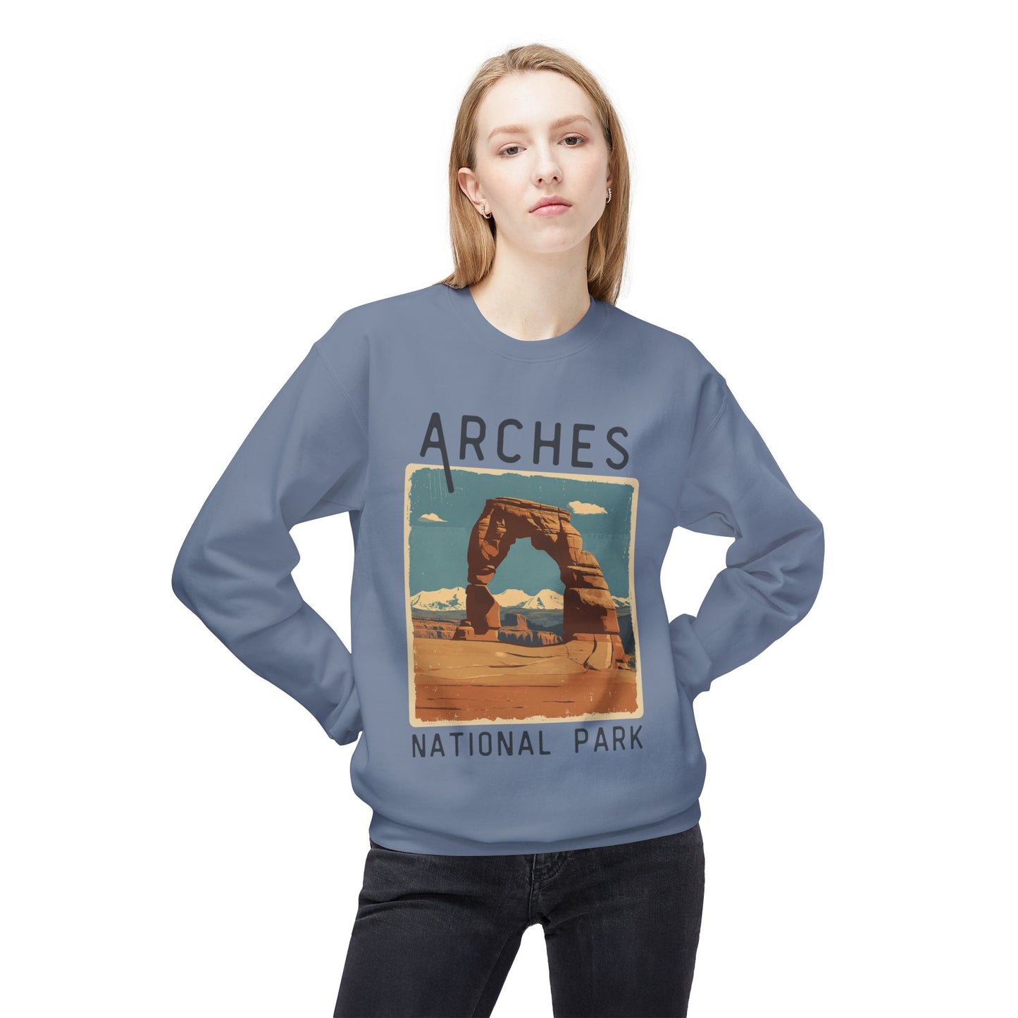 Softstyle Sweatshirt - Arches National Park Fleece Sweatshirt